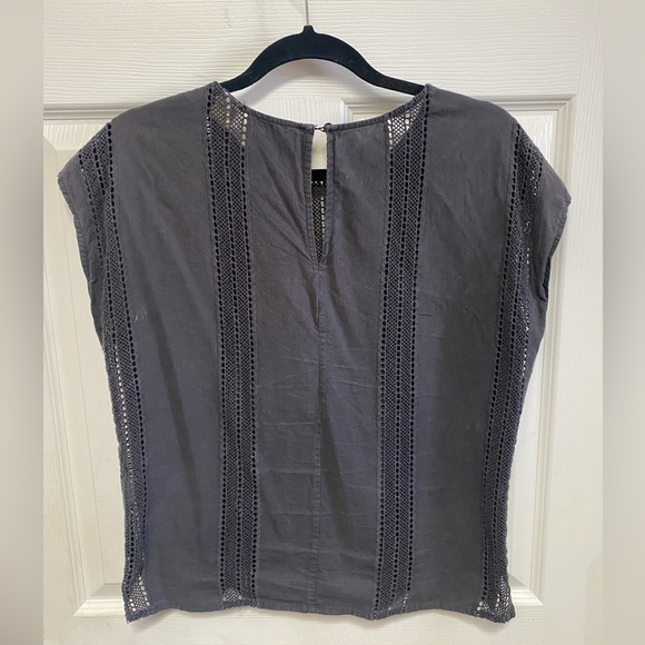 Levi’s cotton top - Picture 2 of 2